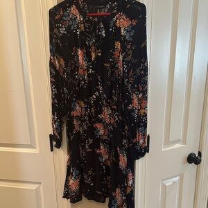 Lucky Brand Floral Print Dress. Dark Blue Background.